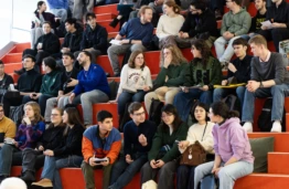 KTU-FOTO studijos užfiksuotuose praeivių portretuose – tikros emocijos