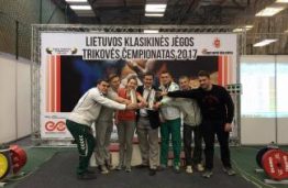 Lietuvos klasikinės jėgos trikovės čempionate KTU studentai rinko medalius
