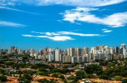 Brazilijoje gyvenanti KTU absolventė R. Jaloveckaitė: brazilai – pažadinti stiprios kavos, bet užmigdyti muilo operų