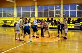 Pirmose Lietuvos studentų krepšinio lygos (LSKL) rungtynėse KTU krepšininkai nusileido svečiams iš Vilniaus –  VU
