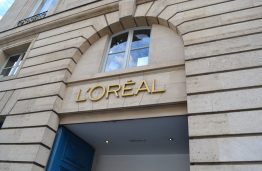 KTU absolventai apie darbą kosmetikos milžinėje „L’Oréal“: nuobodžių akimirkų nedaug