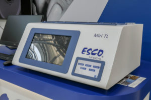 Inkubatorius, kuriame veikia embrionų vertinimo DI algoritmas