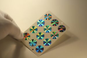 Hologramos su nanodalelėmis