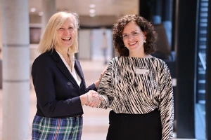 KTU prof. dr. Audronė Telešienė su CESSDA ERIC vykdomąja direktore dr. Bonnie Wolff-Boenisch