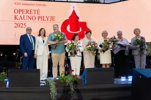 Tarp Kauno Santakos garbės ženklų laureatų ir KTU prof. dr. R. Lekavičienė