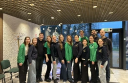 KTU meno kolektyvai įteikė muzikinę dovaną senelių globos namams