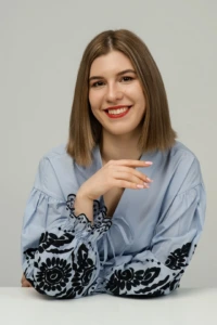 KTU absolventė Ieva Kikaitė