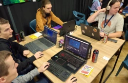 KTU studentai kompiuterinį žaidimą sukūrė per 48 valandas, o šis pateko į geriausiųjų rinkimus