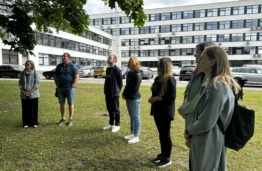 Biuras persikelia į lauką: kodėl darbo vieta nebūtinai turi keturias sienas?
