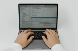 Technologijos perspėja, žmogus sprendžia: kas iš tiesų lemia kibernetinio incidento baigtį?